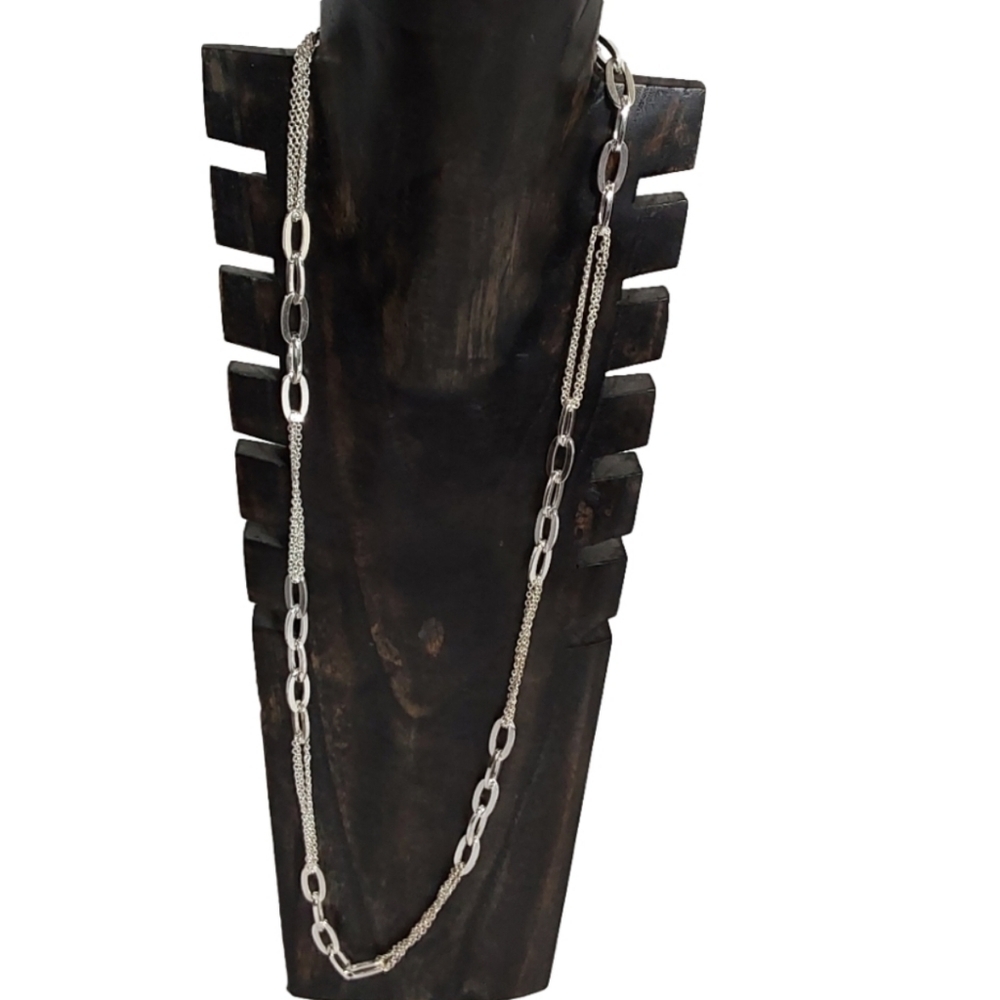 WOMEN'S LONG‎ SILVER TONE NECKLACE